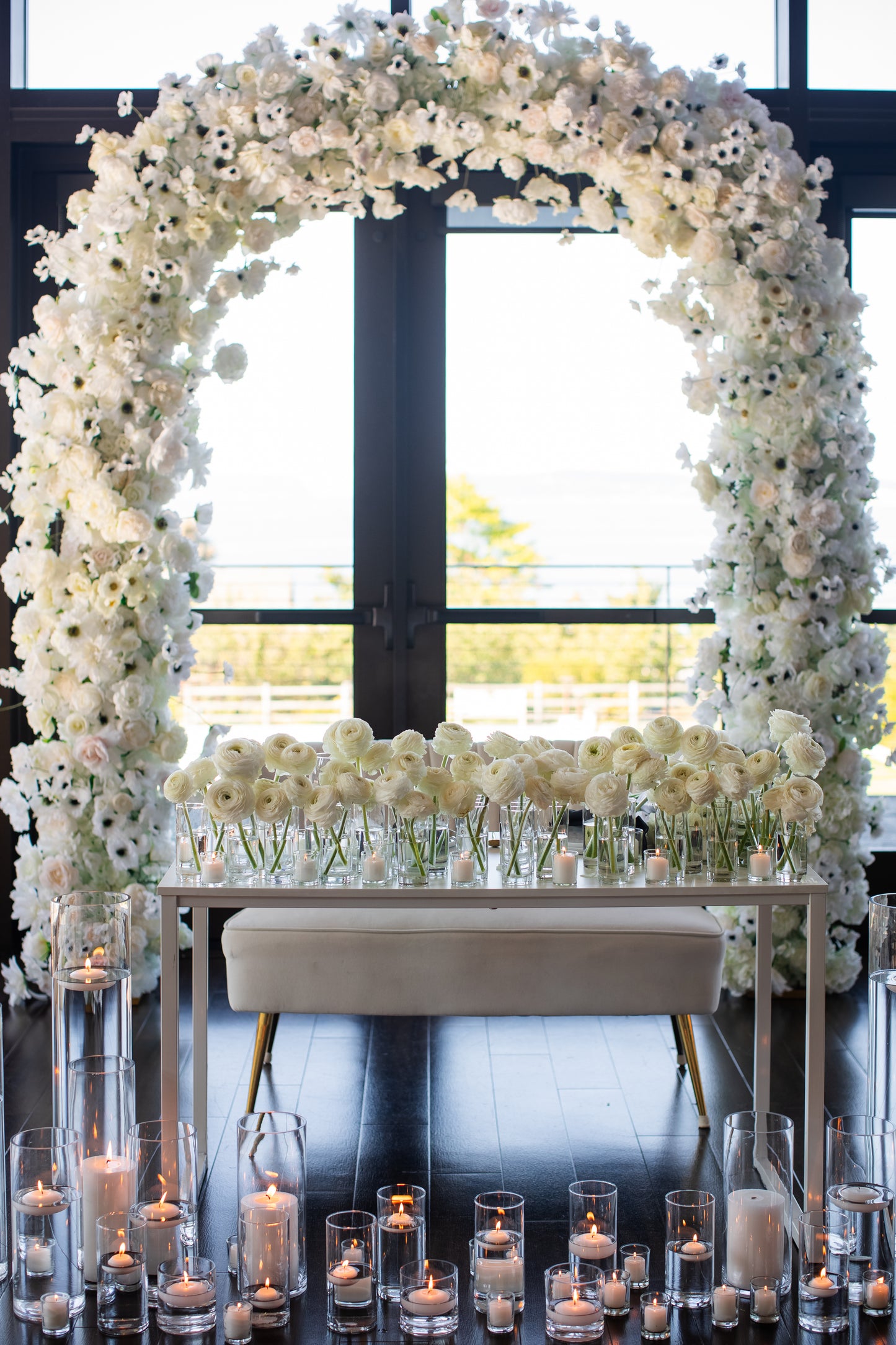 "Ranunculus" Sweetheart Table